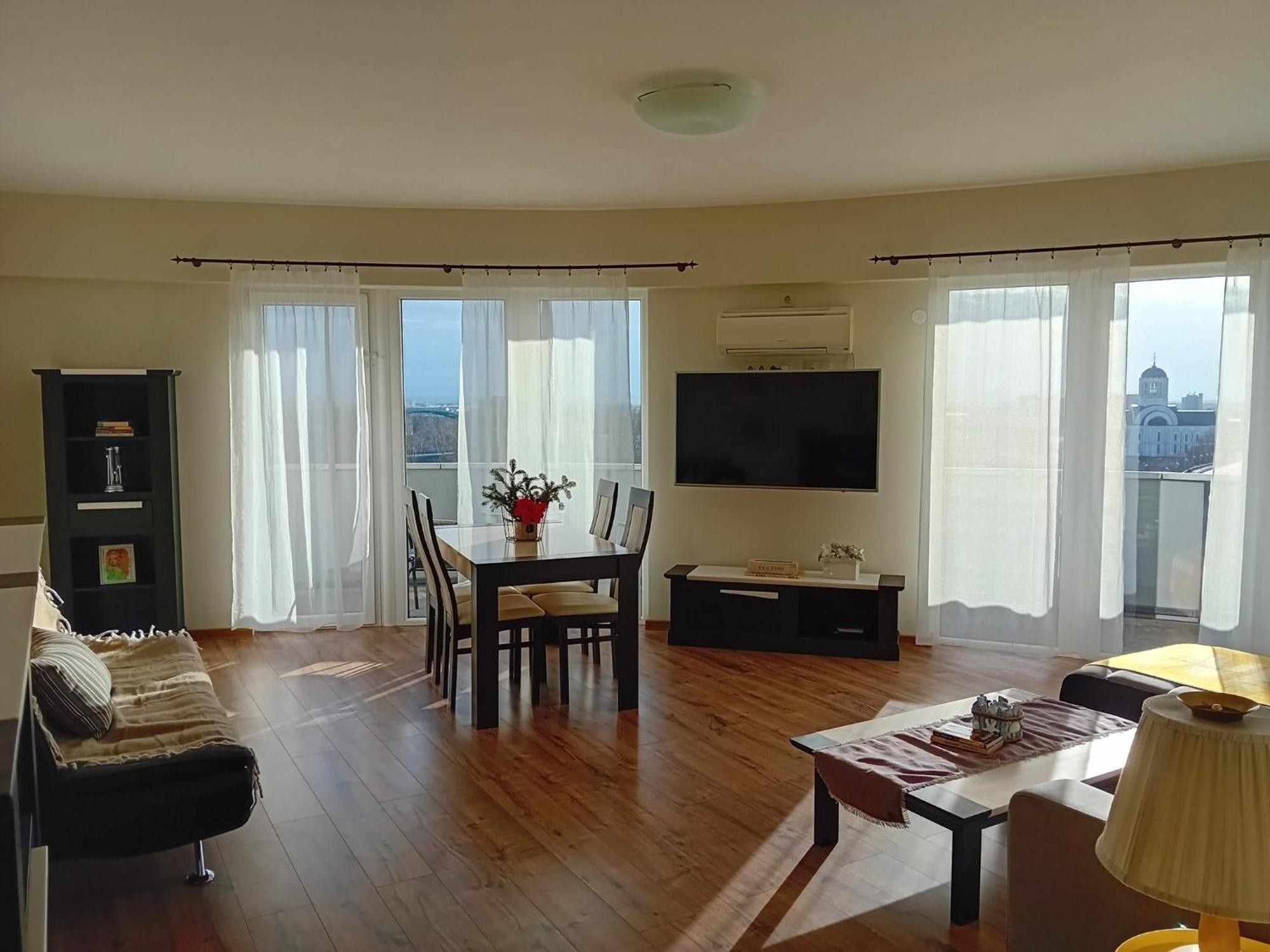 Panorama Apartament Plaza Tower Satu Mare Exteriér fotografie